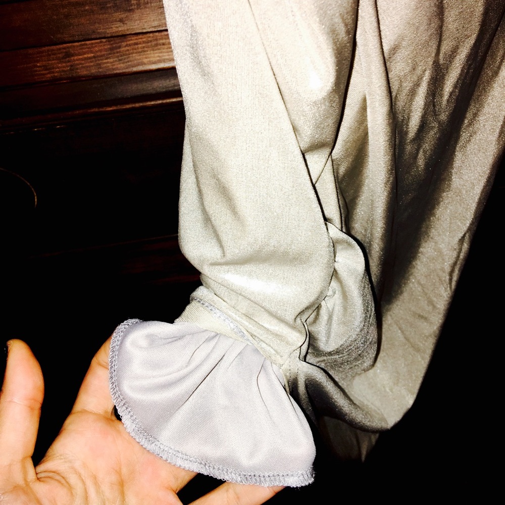 NWOT Blue Blush metallic side slit, ruched maxi - Picture 8 of 8